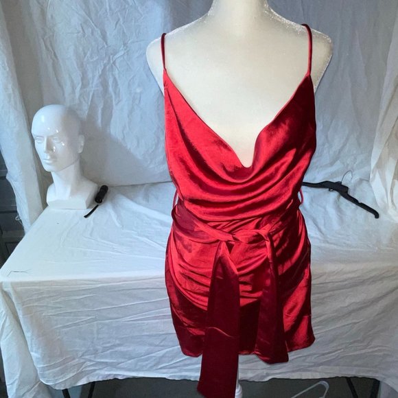 Dresses & Skirts - Selfie Leslie Bebe Satin Cowl Neck Wrap Dress Red Small